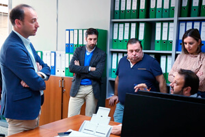reunion-directivos-eosa-electricas-pitarch-microsoft-dynamics-aitana